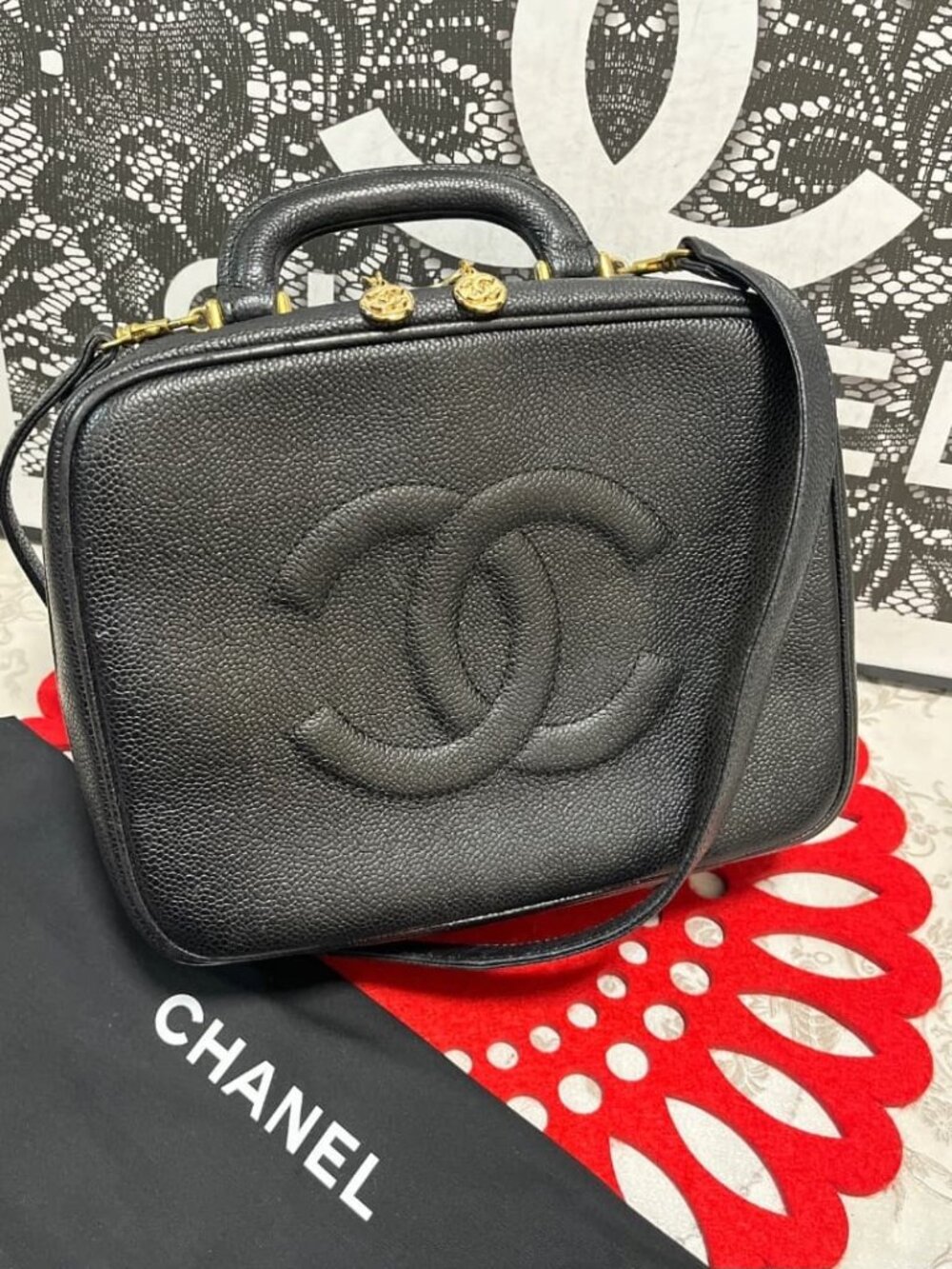 Chanel Shoulder Bag Vanity Caviar